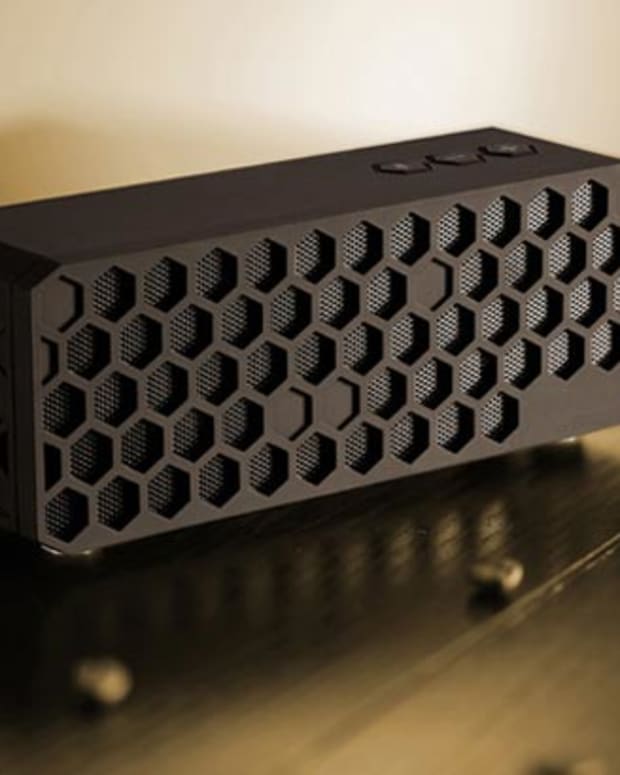 Want: The Honeycomb Bluetooth Speaker by Zhiqiang Jiang