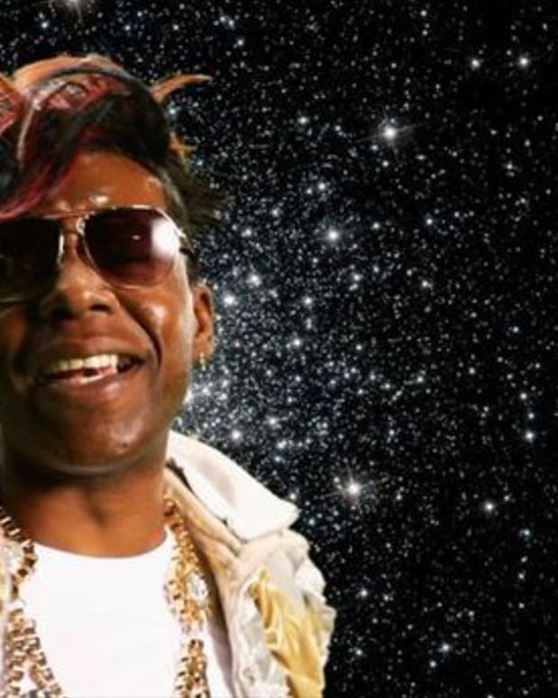 EDM Culture: Queen Diva Of Bounce Big Freedia Wants To Give Miley Cyrus Some "Ass Lessons"