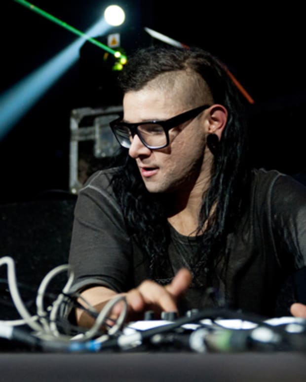 EDM News: Skrillex Releases New Electronic Music "Try It Out" Feat. Alvin Risk
