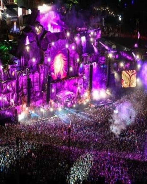 EDM News: Tomorrowland Sells Over 360,000 Tickets In One Hour