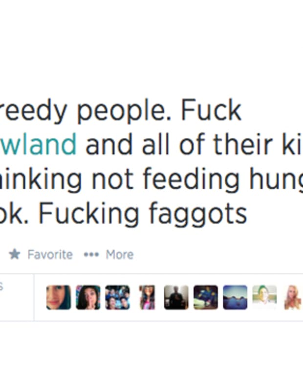 Deorro Uses Homophobic Slur In Tomorrowland Twitter Rant, Apologizes