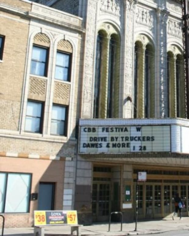 Chicago Bans EDM Events From Congress Theater