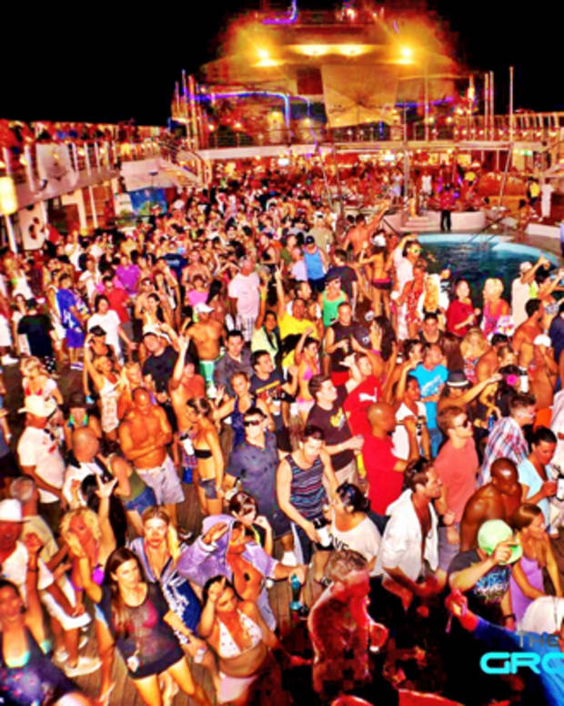 Spotlight: 12 'Don't Miss' DJ Sets On The 2014 Groove Cruise LA