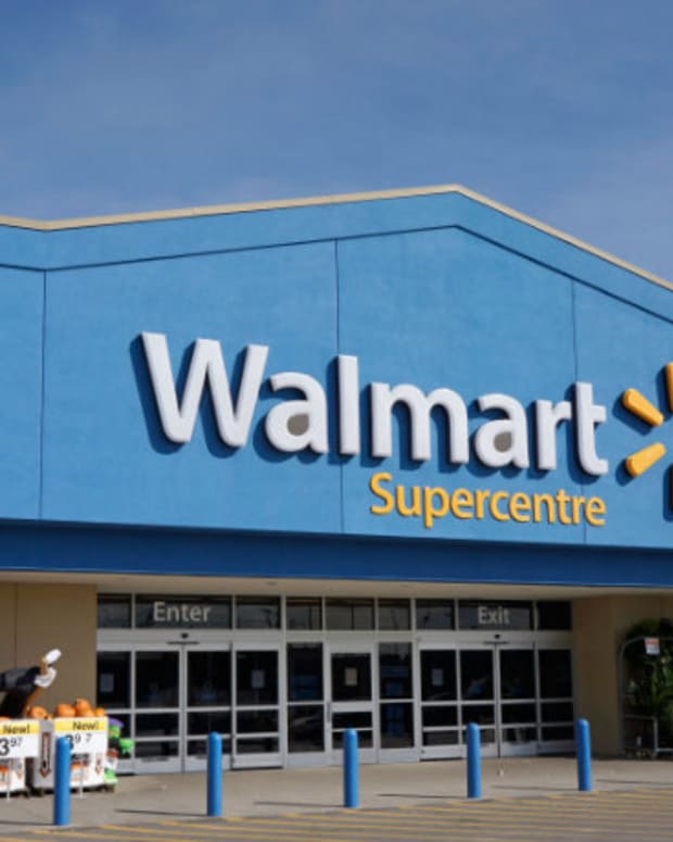 Walmart Is Ditching Justin Bieber And Hiring DJs Now. Find Out Why