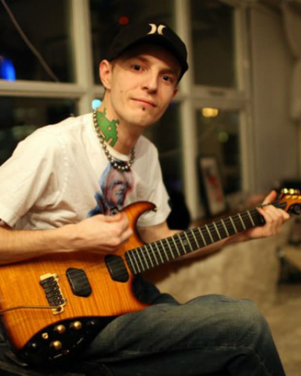 Listen To deadmau5 Play Bass Guitar On Addicting New Track