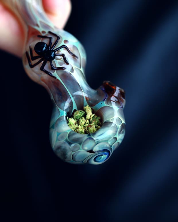 how to pack a perfect bowl of weed