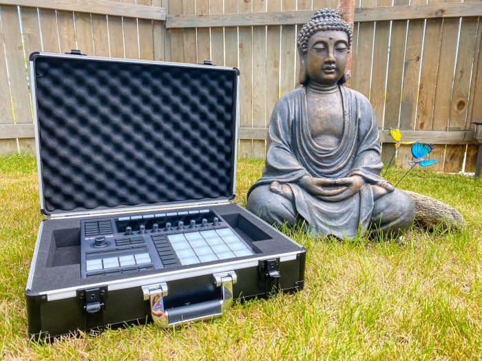 Can you feel the Zen of knowing that your Maschine+ or MK3 is fully protected with the new UNISON Hardcase from Analog Cases?