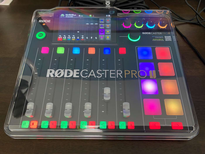 The ROADCaster Pro 2 with Dust Cover 