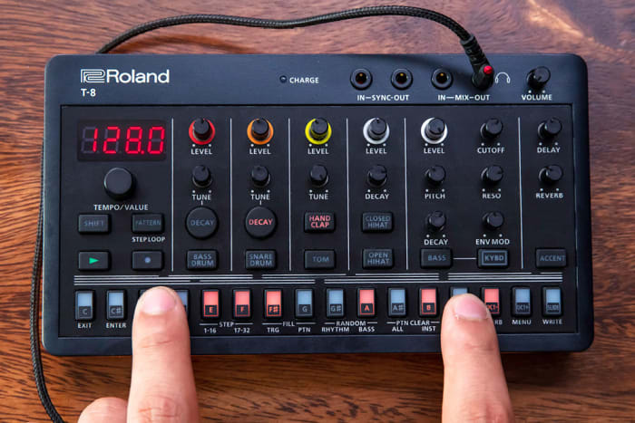 Roland Aira Compact T-8 Beat Machine Review