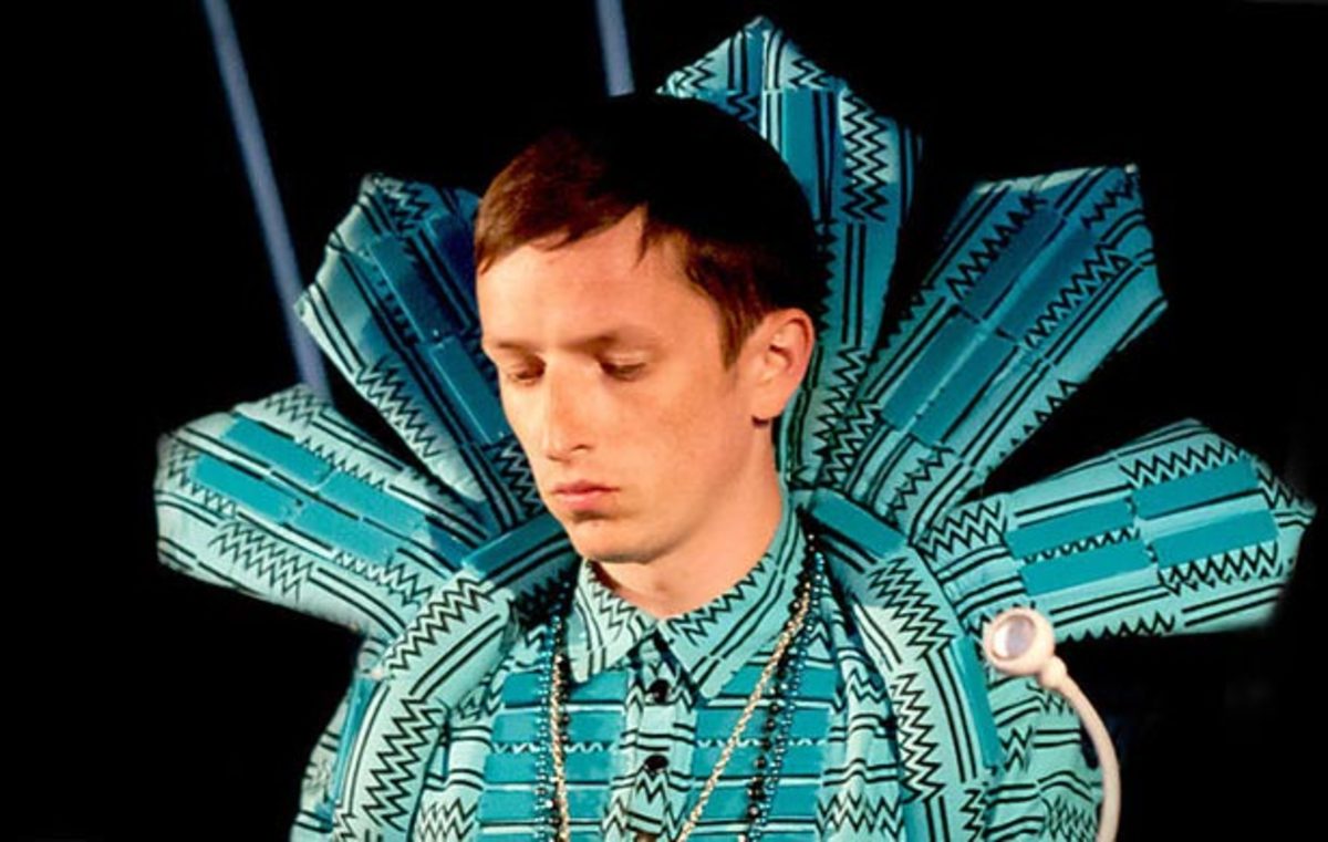 Free Download: Totally Enormous Extinct Dinosaurs “Trouble” Lunice Remix