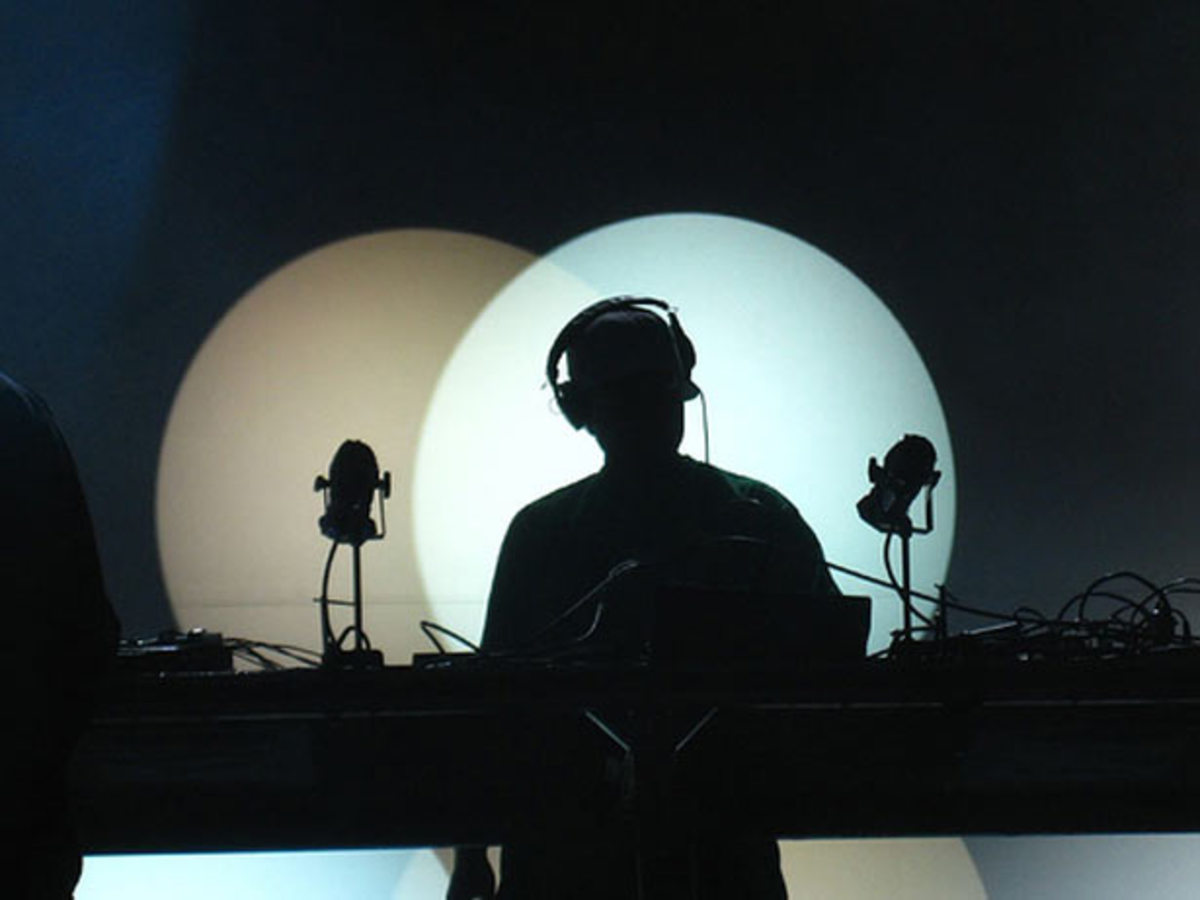 Sad State Of EDM Culture: DJ Shadow Kicked Off The Decks at Miami’s Mansion