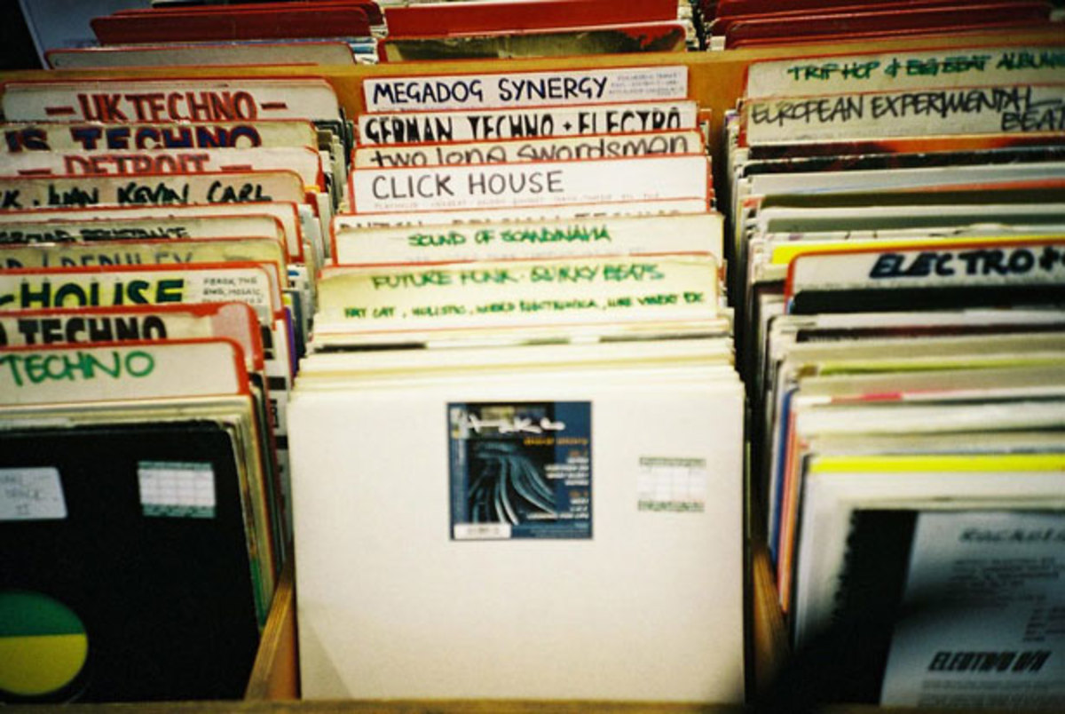 Andrew Weatherall, The Chemical Brothers, Erol Alkan and Underworld Donate Vinyl For Charity