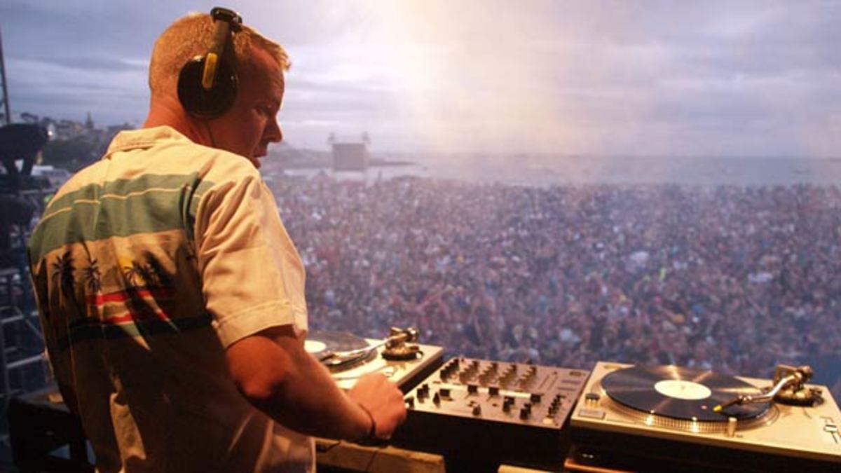 Free Download: "Get Down And Jump Into The Middle" Fatboy Slim Edit