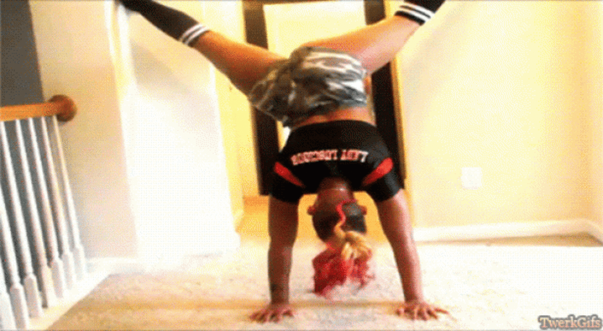 EDM Style: Soletron Presents A GIF Guide To Twerking; Classic!