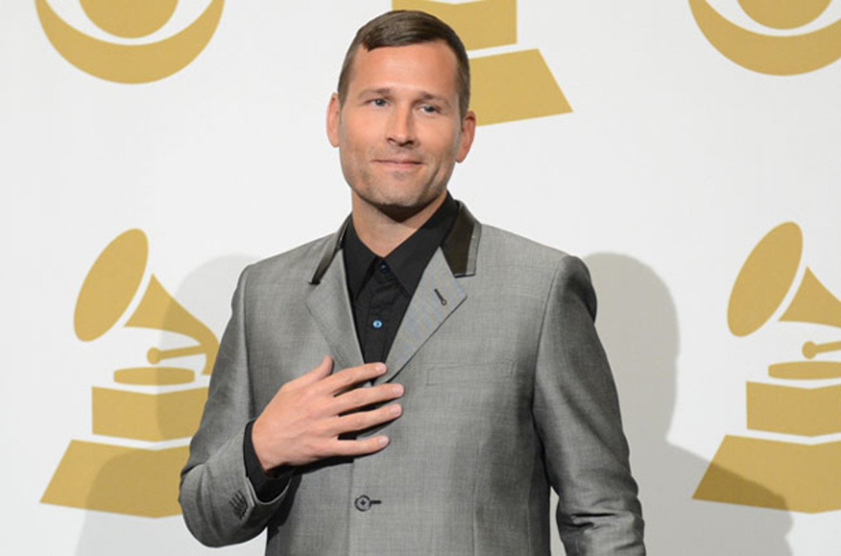 EDM Culture: Kaskade Takes To Twitter And Speaks Out UMass Banning EDM Events