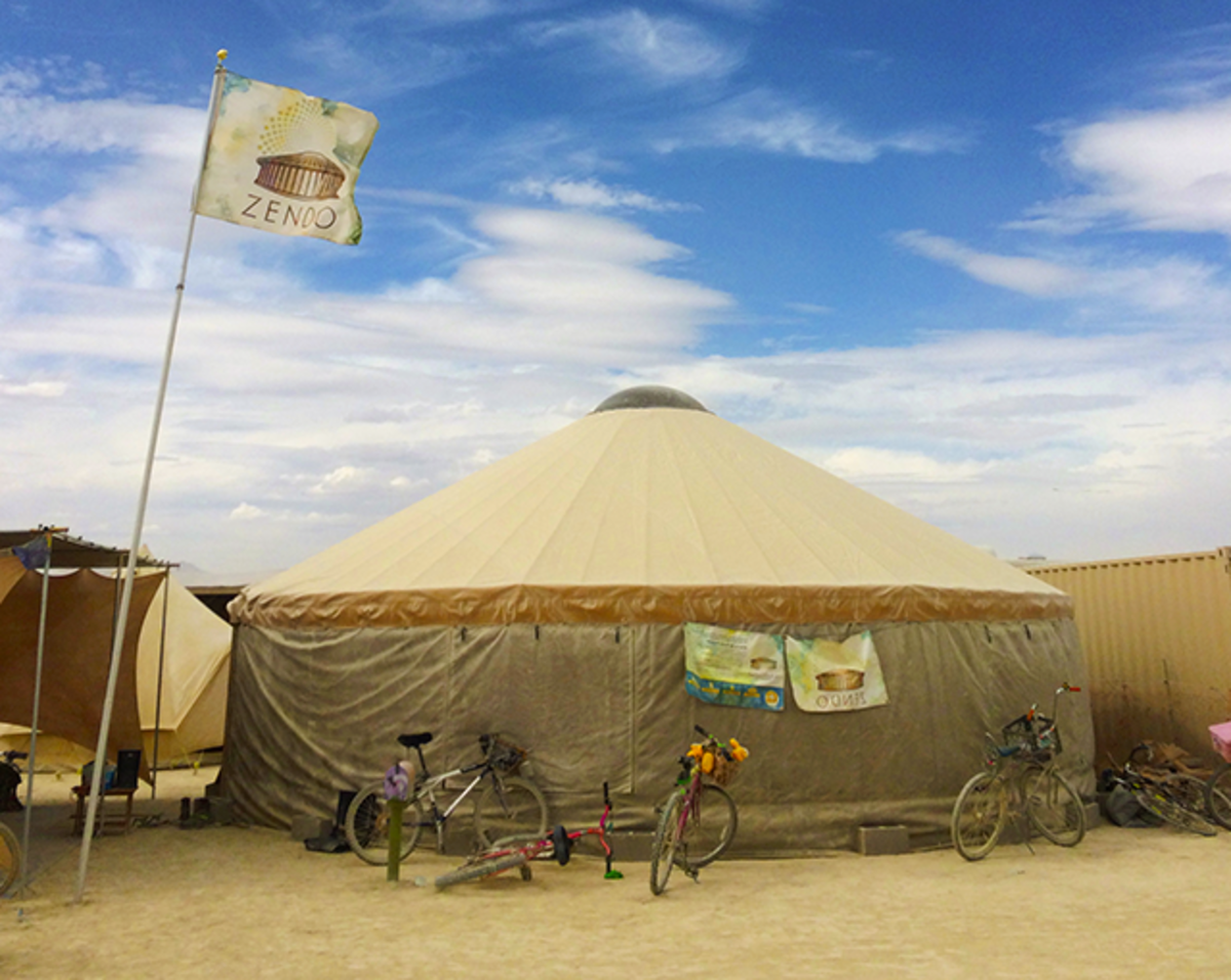 Zendo tent at Burning Man 2016
