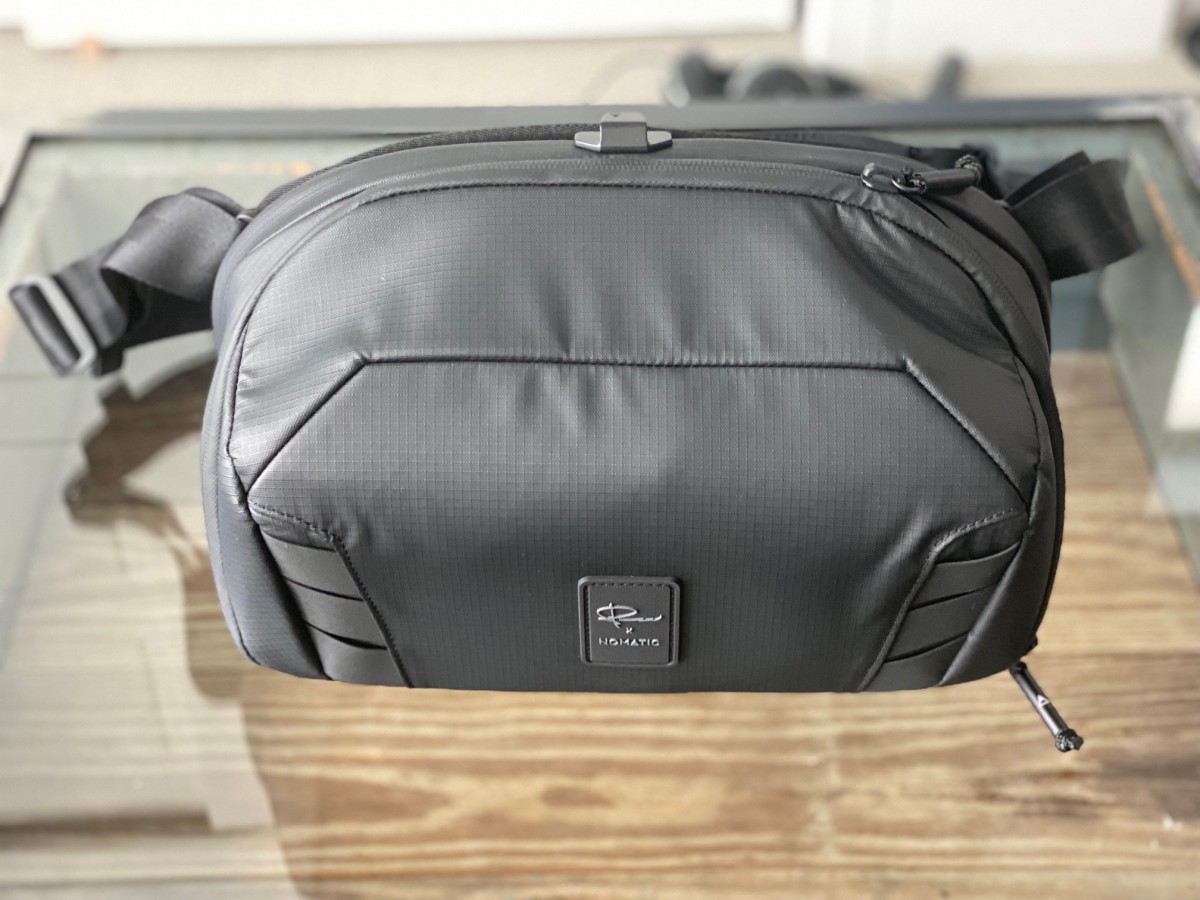 The Sling from the front. The wireframe build keeps the pack rigid enough to protect your goods and provide easy access and is soft enough so it won't bug you when you are making quick moves to get the shot.